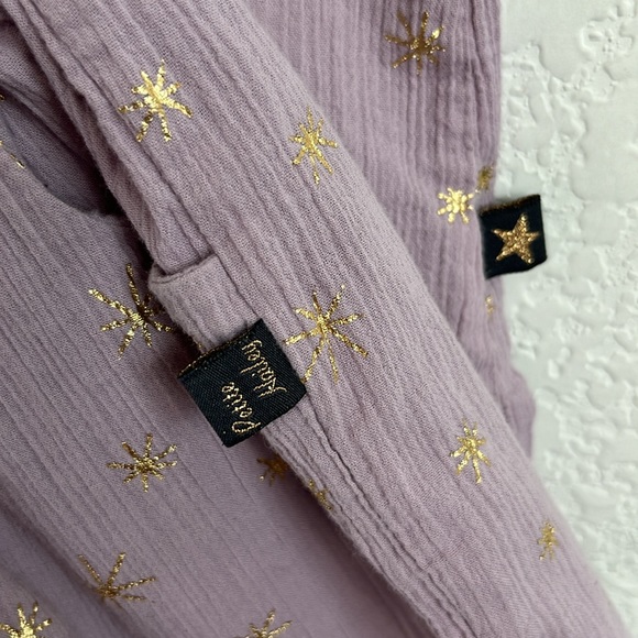 Petite Hailey Metallic Gold Stars Linen Ruffle Play Set - Picture 4 of 7